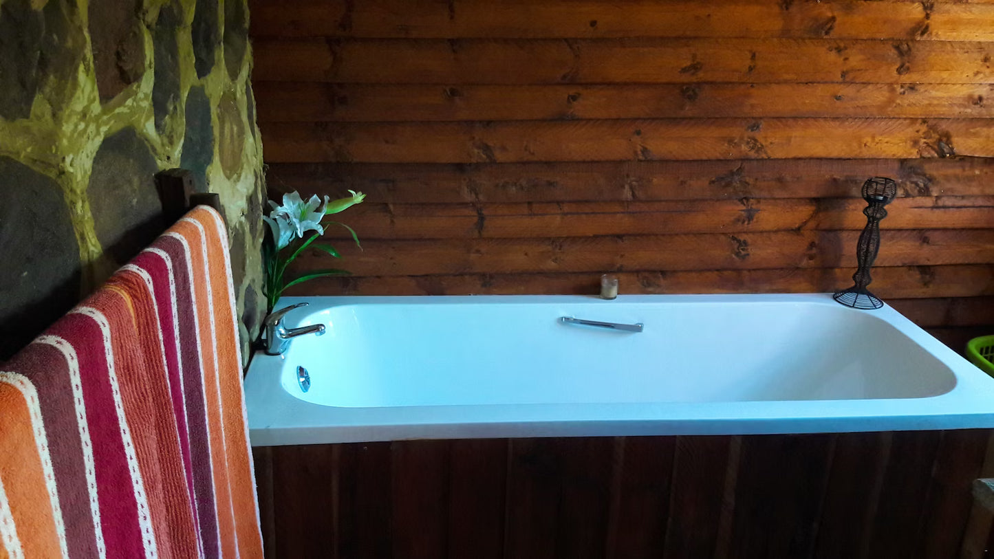 Wooden Cabin #1 - 3 Sleeper (Bath)
